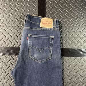 Levis 511 Jeans Mens 35.5x29 Blue Slim Fit Denim Tapered Leg Zip Fly Medium Wash